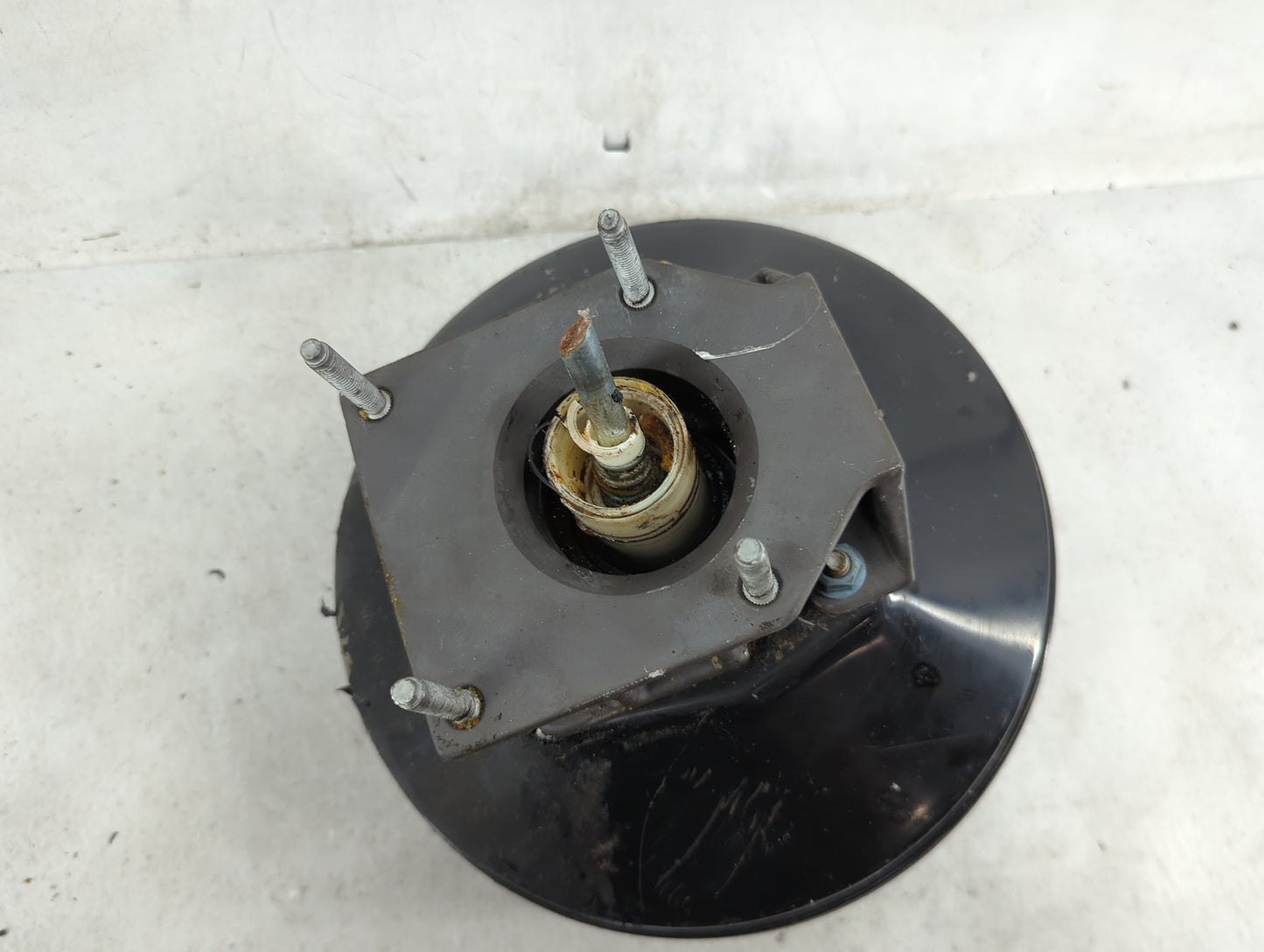 Ford F150 Power Brake Booster Oem 1489617 - Oemusedautoparts1.com