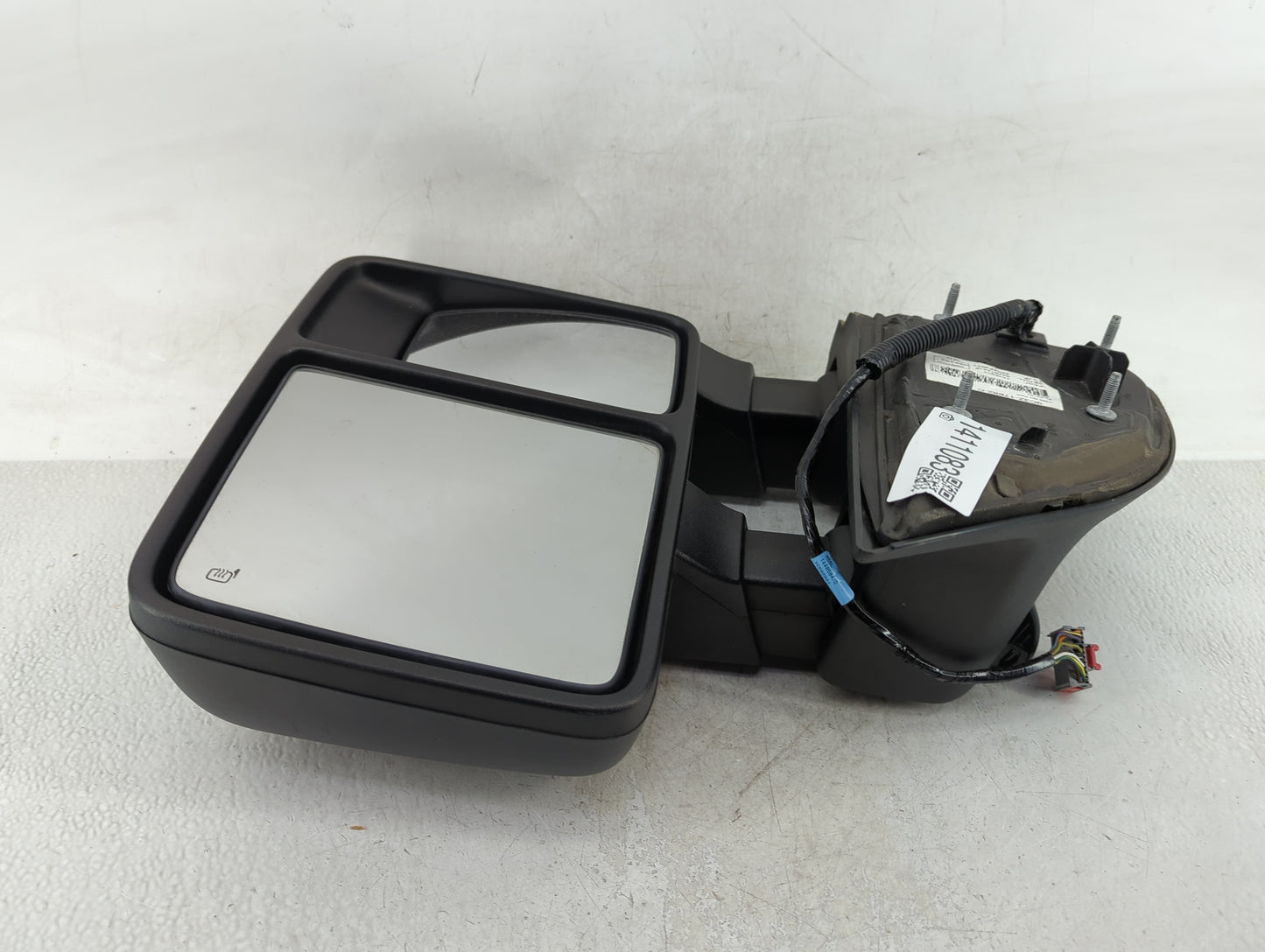 2016 Ford F650sd Passenger Side View Mirror - Right Door Mirror OEM Used - Oemusedautoparts1.com