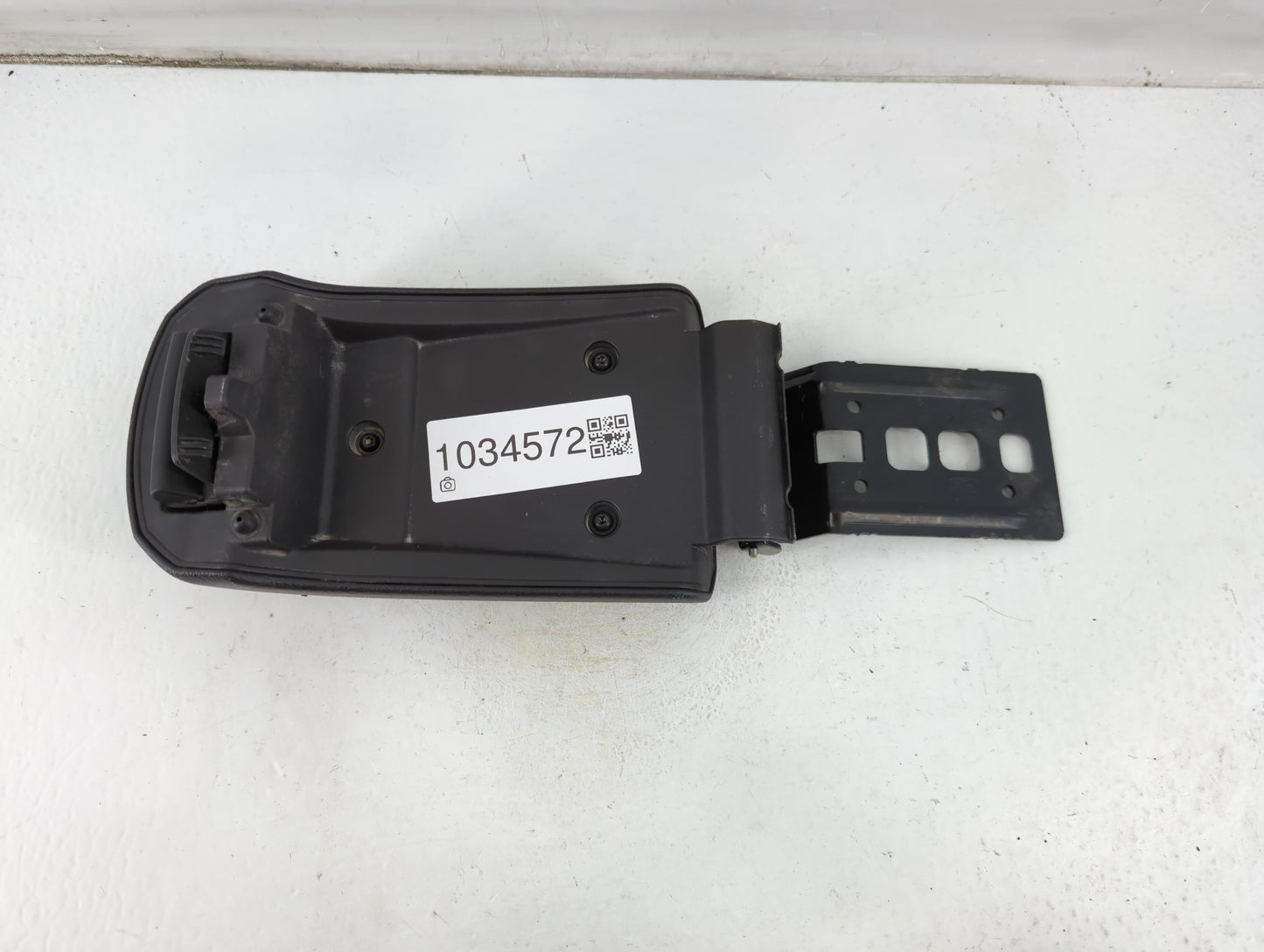 2016 Ford Fiesta Center Console Armrest Cover Lid P/N:1305766XCR Fits Fits 2008 2009 2010 2011 OEM Used Auto Parts - Oemused