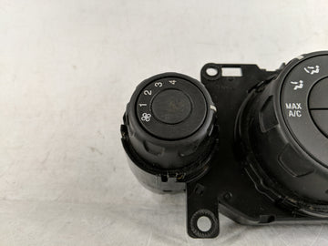 2014-2019 Ford Fiesta Climate Control Module Temperature AC/Heater Replacement P/N:D2BT 19980 AF Fits OEM Used Auto Parts