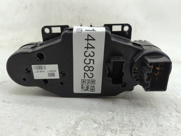 2014-2019 Ford Fiesta Climate Control Module Temperature AC/Heater Replacement P/N:D2BT19980AE Fits OEM Used Auto Parts