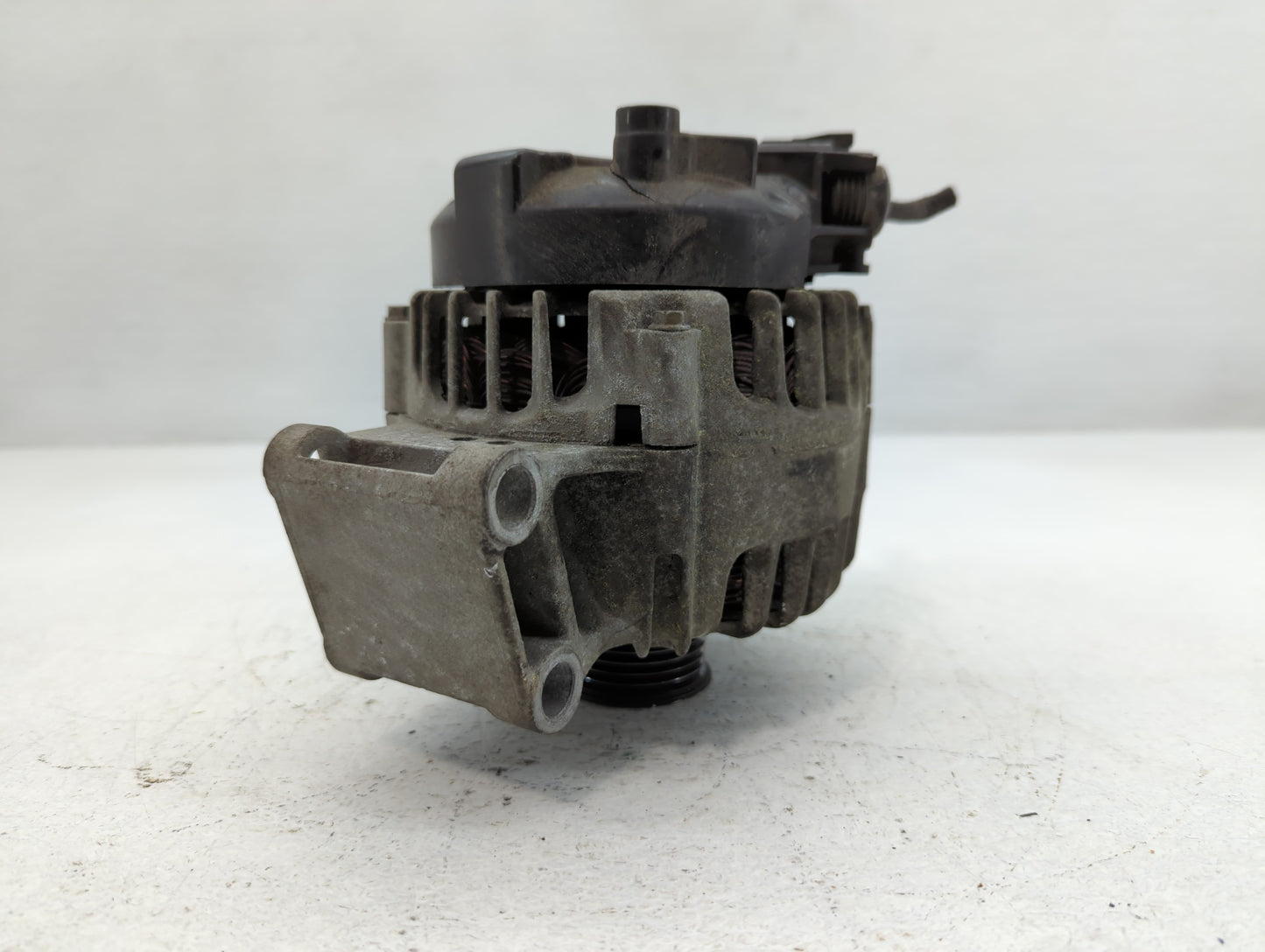 2011-2019 Ford Fiesta Alternator Replacement Generator Charging Assembly Engine OEM P/N:AE8T-10300-AA Fits OEM Used Auto Par