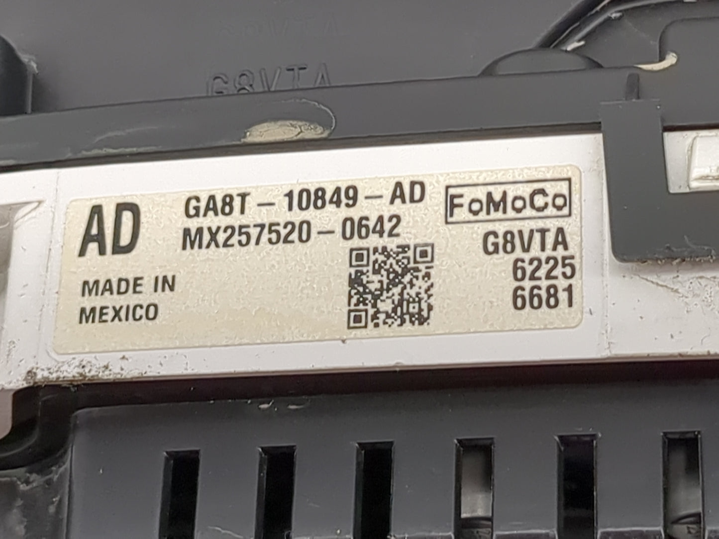 2016 Ford Flex Instrument Cluster Speedometer Gauges P/N:GA8T-10849-AD MX257520-0642 Miles: Fits OEM Used Auto Parts - Oemus