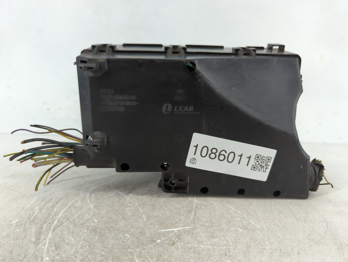 2016 Ford Focus Fusebox Fuse Box Panel Relay Module P/N:AV6T-14A067-AD Fits OEM Used Auto Parts - Oemusedautoparts1.com