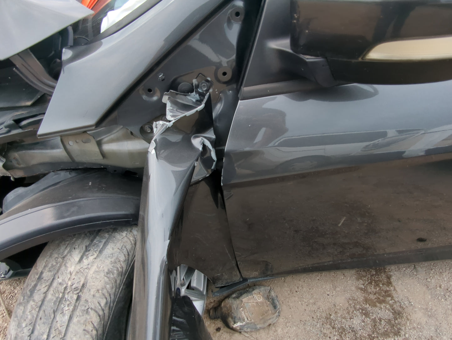 2015-2018 Ford Focus Driver Front Door Oem - Oemusedautoparts1.com