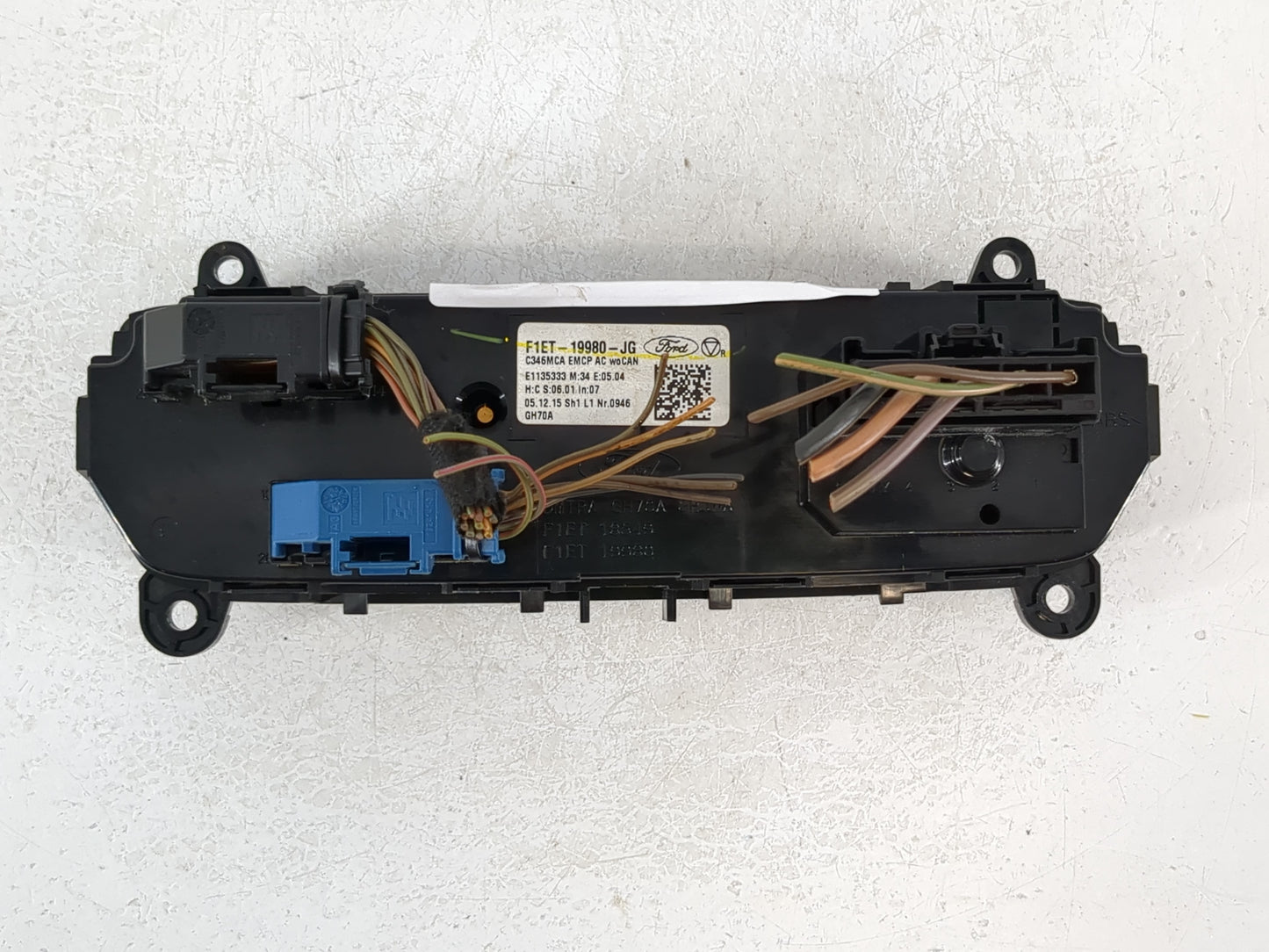 2015-2018 Ford Focus Climate Control Module Temperature AC/Heater Replacement P/N:F1ET-19980-JG F1ET-19980-LF Fits OEM Used