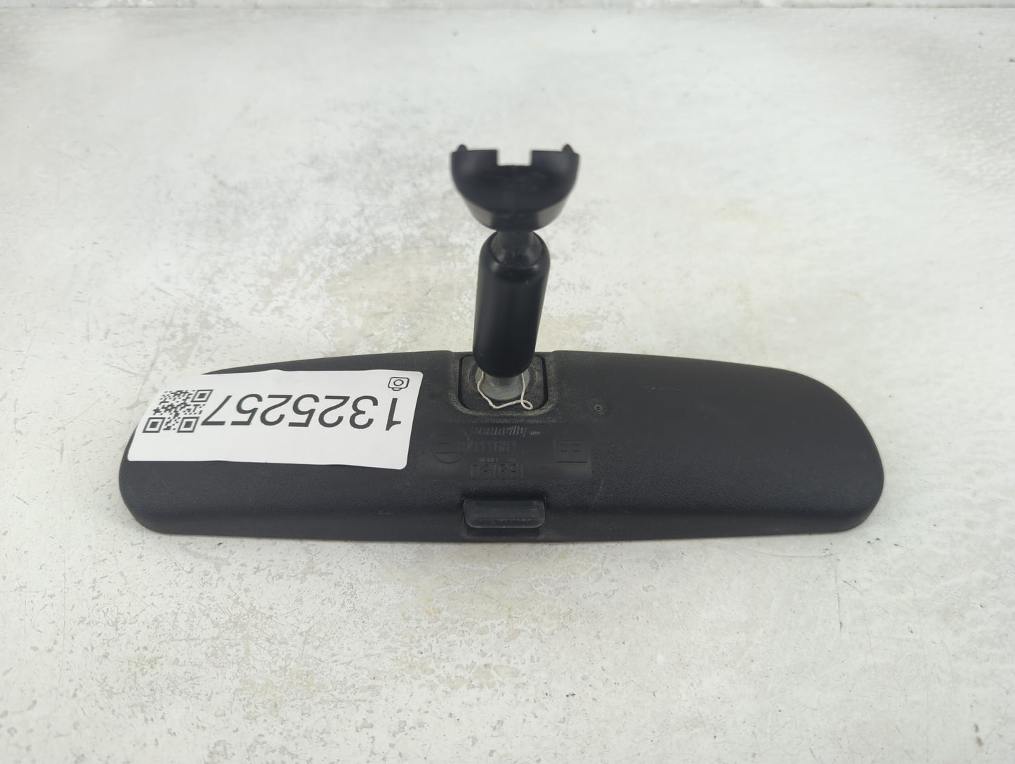 2010-2018 Ford Focus Interior Rear View Mirror Replacement OEM P/N:E8011681 Fits OEM Used Auto Parts - Oemusedautoparts1.com