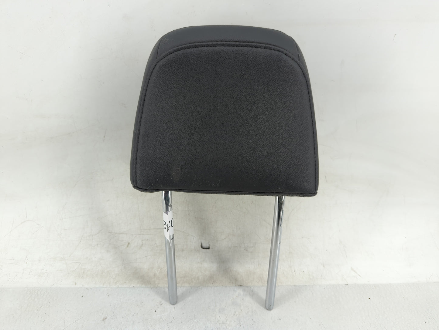 2016 Ford Focus Headrest Head Rest Front Driver Seat Black - Oemusedautoparts1.com
