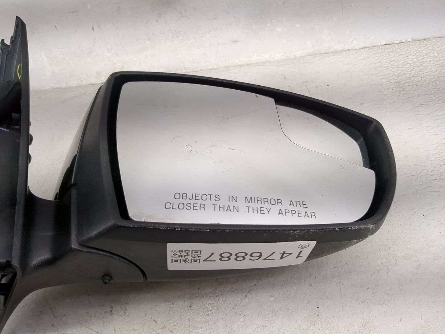 2015-2018 Ford Focus Passenger Side View Mirror - Right Door Mirror OEM Used - Oemusedautoparts1.com