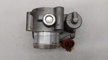 2015-2018 Ford Focus Throttle Body P/N:CM5G-9F991-FC CM5G-9F991-GA Fits Fits 2014 2015 2016 2017 2018 OEM Used Auto Parts