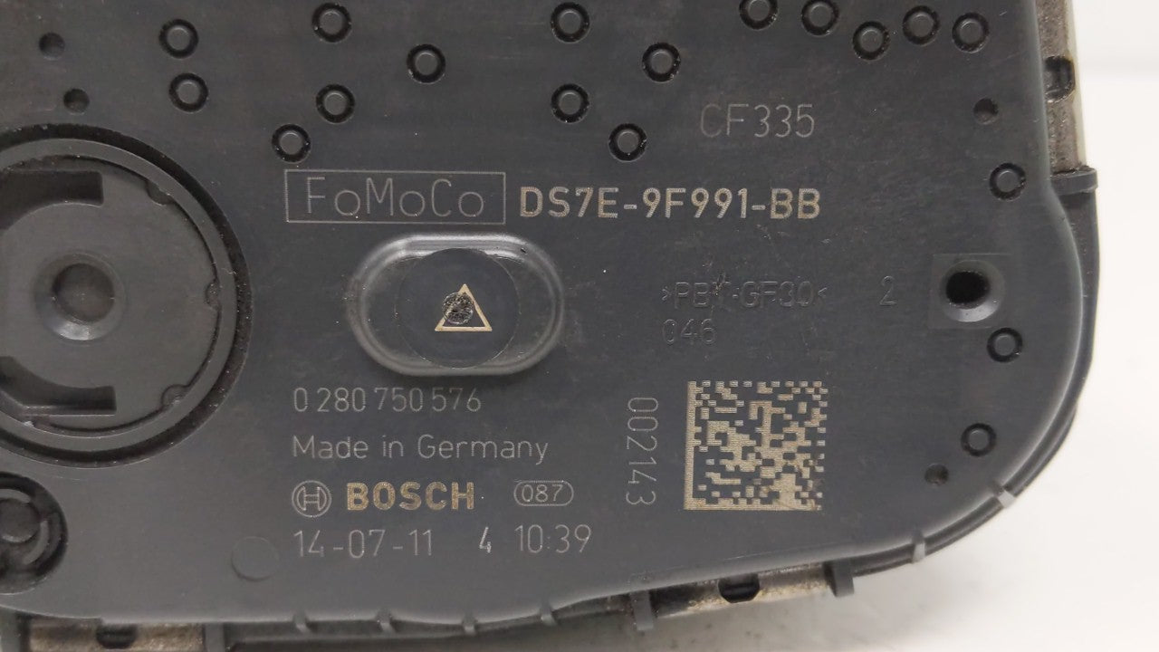 2014-2018 Ford Focus Throttle Body P/N:DS7E-9F991-BB Fits Fits 2014 2015 2016 2017 2018 2019 OEM Used Auto Parts - Oemusedau