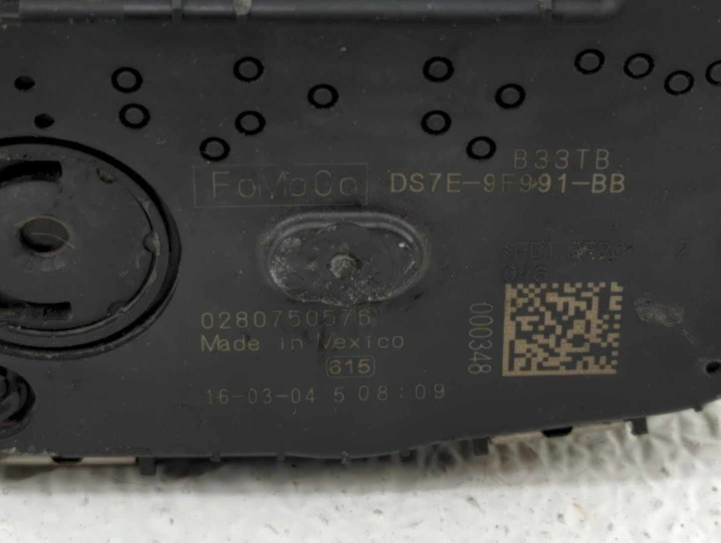 2014-2018 Ford Focus Throttle Body P/N:DS7E-9F991-BB Fits Fits 2014 2015 2016 2017 2018 2019 OEM Used Auto Parts - Oemusedau