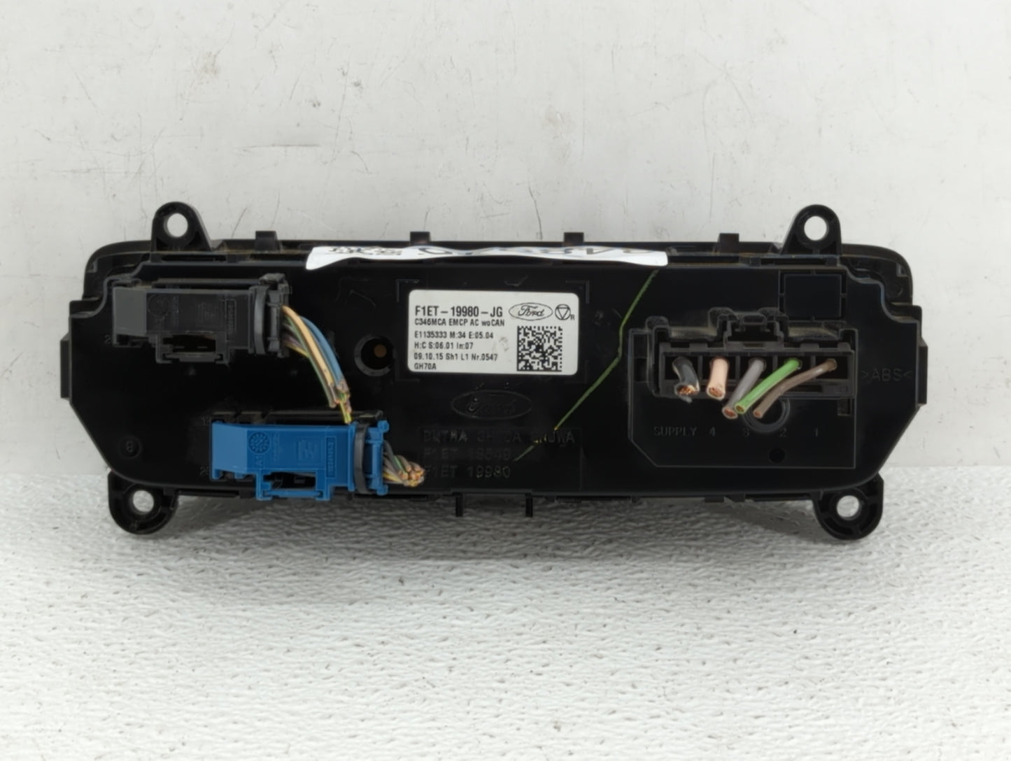 2015-2018 Ford Focus Climate Control Module Temperature AC/Heater Replacement P/N:F1ET-19980-JG F1ET-19980-LJ Fits OEM Used