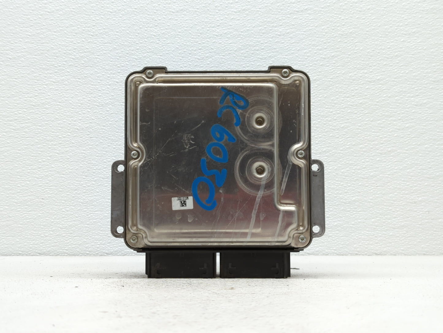 2016-2018 Ford Focus PCM Engine Control Computer ECU ECM PCU OEM P/N:RMFV6A-12A650-CA EM5A-12A650-ACC Fits Fits 2016 2017 20