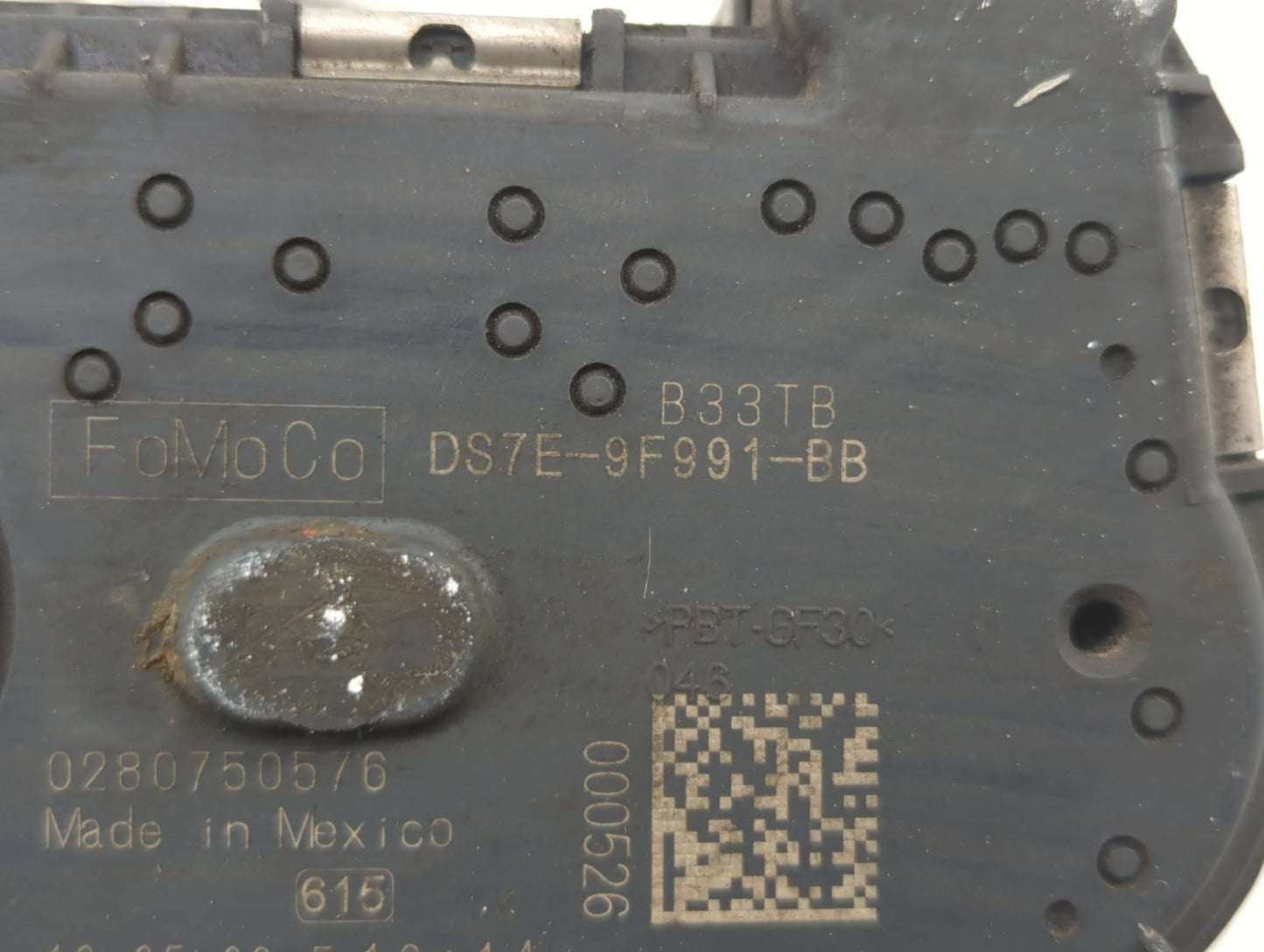 2014-2018 Ford Focus Throttle Body P/N:0 280 750 566 DS7E-9F991-BB Fits Fits 2014 2015 2016 2017 2018 2019 OEM Used Auto Par