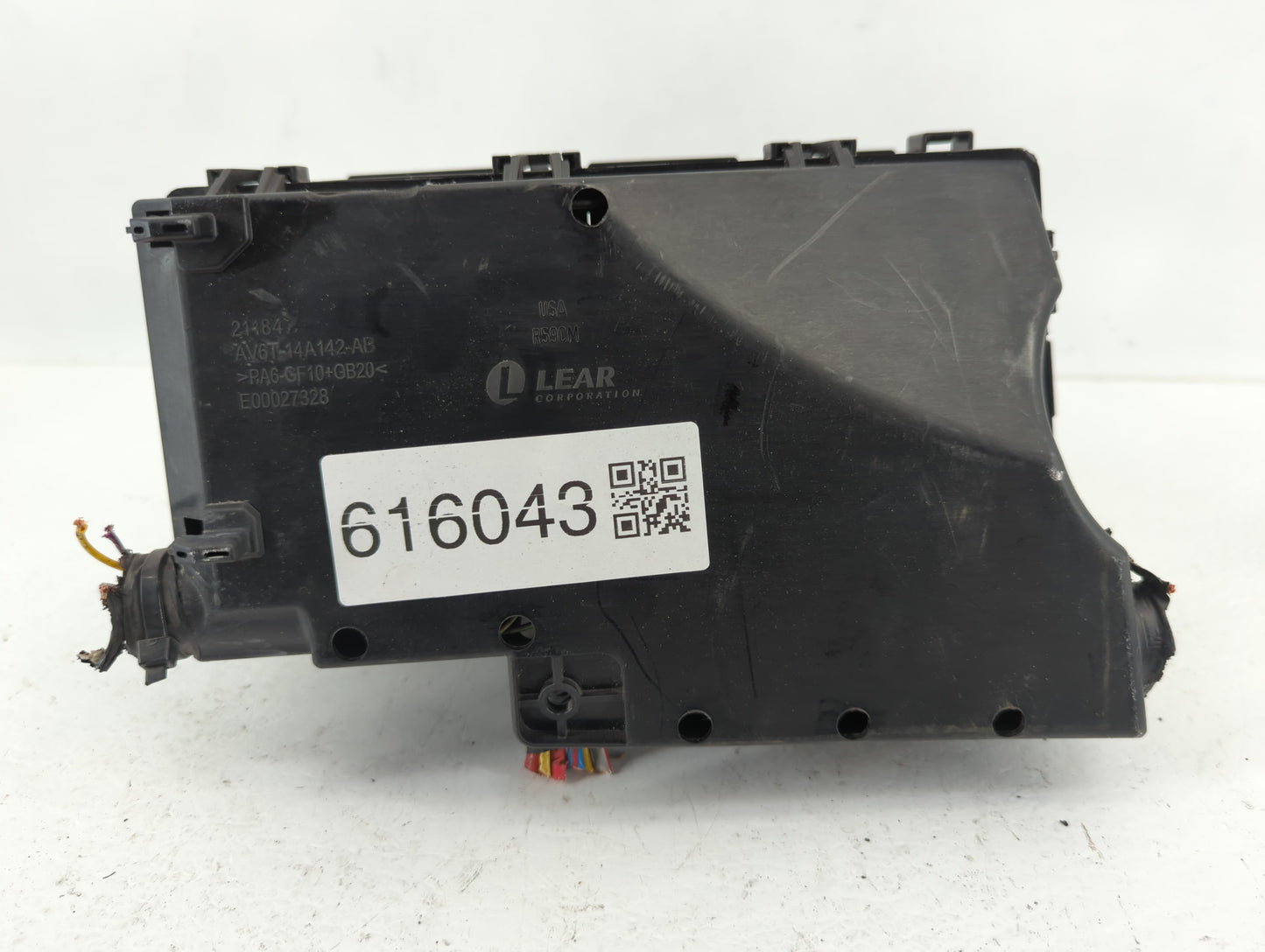 2016 Ford Focus Fusebox Fuse Box Panel Relay Module P/N:AV6T-14A067-AD Fits OEM Used Auto Parts - Oemusedautoparts1.com
