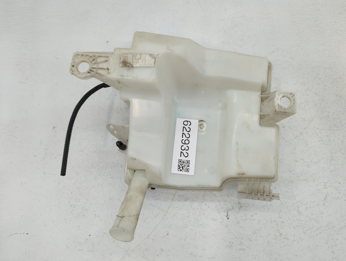 2012-2018 Ford Focus Windshield Washer Fluid Reservoir Bottle 622932 - Oemusedautoparts1.com
