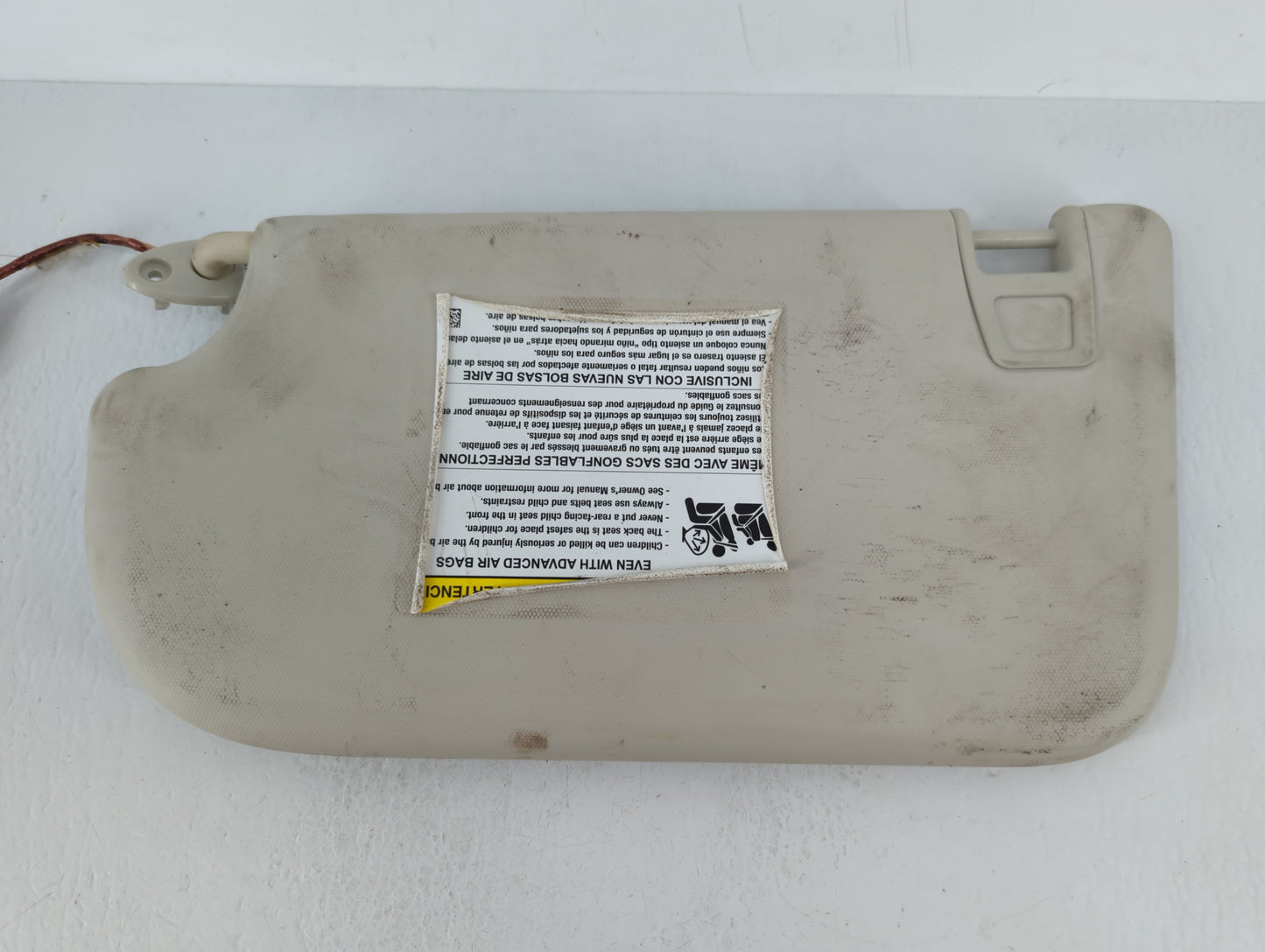 2013-2018 Ford Focus Sun Visor Shade Replacement Driver Left Mirror Fits Fits 2013 2014 2015 2016 2017 2018 OEM Used Auto Pa