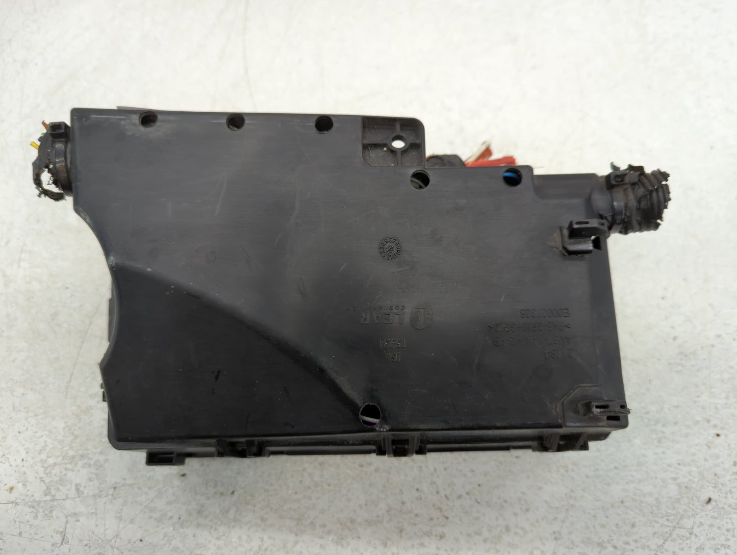 2016 Ford Focus Fusebox Fuse Box Panel Relay Module P/N:AV6T-14A076-AB 21090 000 001 Fits OEM Used Auto Parts - Oemusedautop