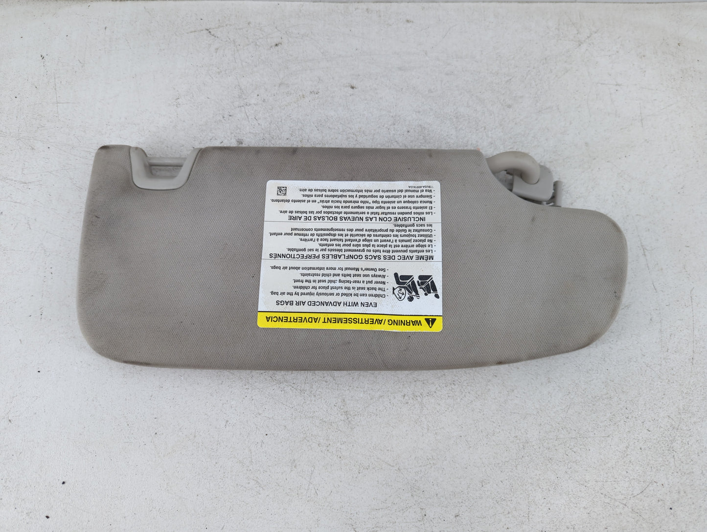 2015-2016 Ford Fusion Sun Visor Shade Replacement Passenger Right Mirror Fits Fits 2015 2016 OEM Used Auto Parts - Oemusedau