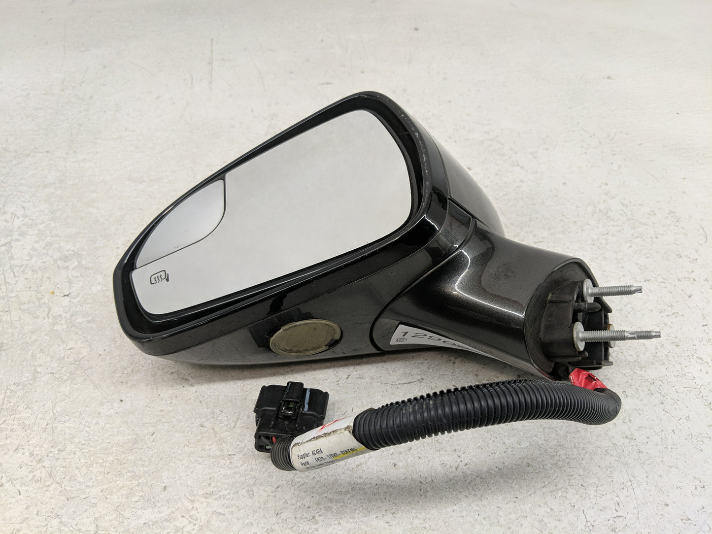 2015-2017 Ford Fusion Driver Side View Mirror - Left Door Mirror OEM Used - Oemusedautoparts1.com