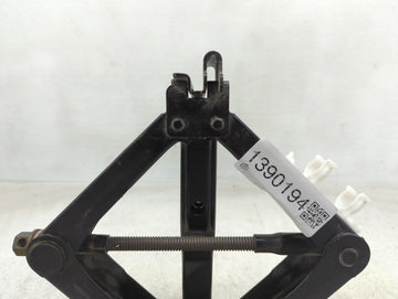2016 Ford Fusion Spare Scissor Car Jack