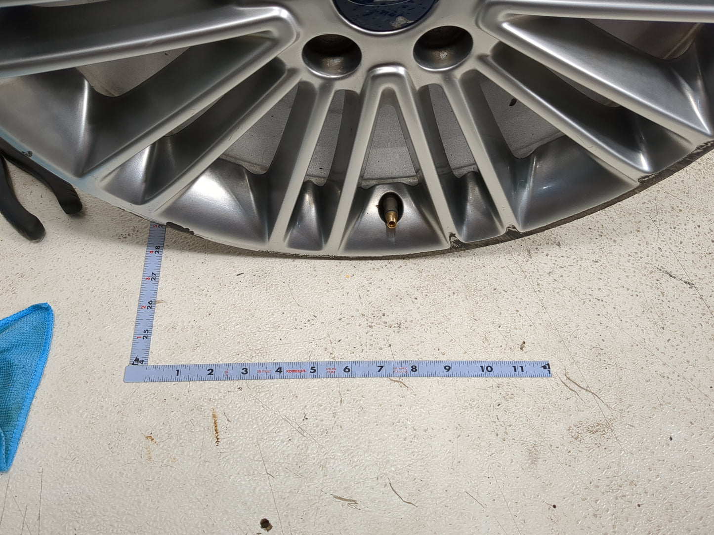 2013-2016 Ford Fusion Oem Wheel Rim 1397380 - Oemusedautoparts1.com