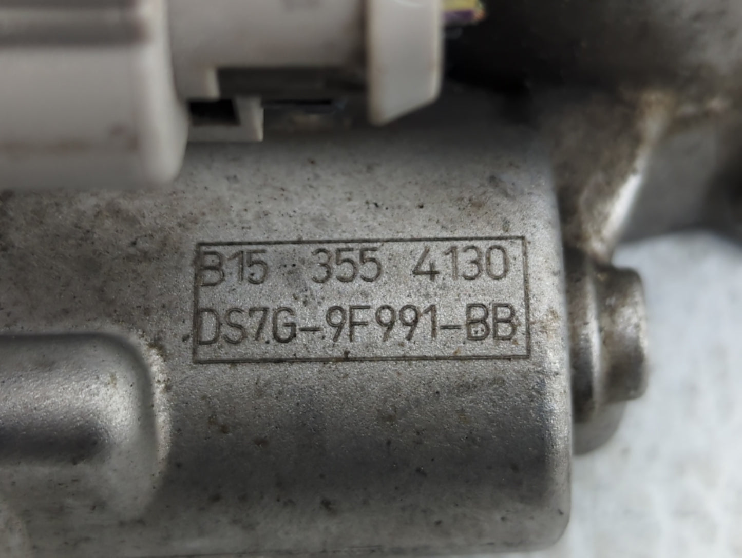 2014-2020 Ford Fusion Throttle Body P/N:DS7G-9F991-BB Fits Fits 2014 2015 2016 2017 2018 2019 2020 OEM Used Auto Parts - Oem