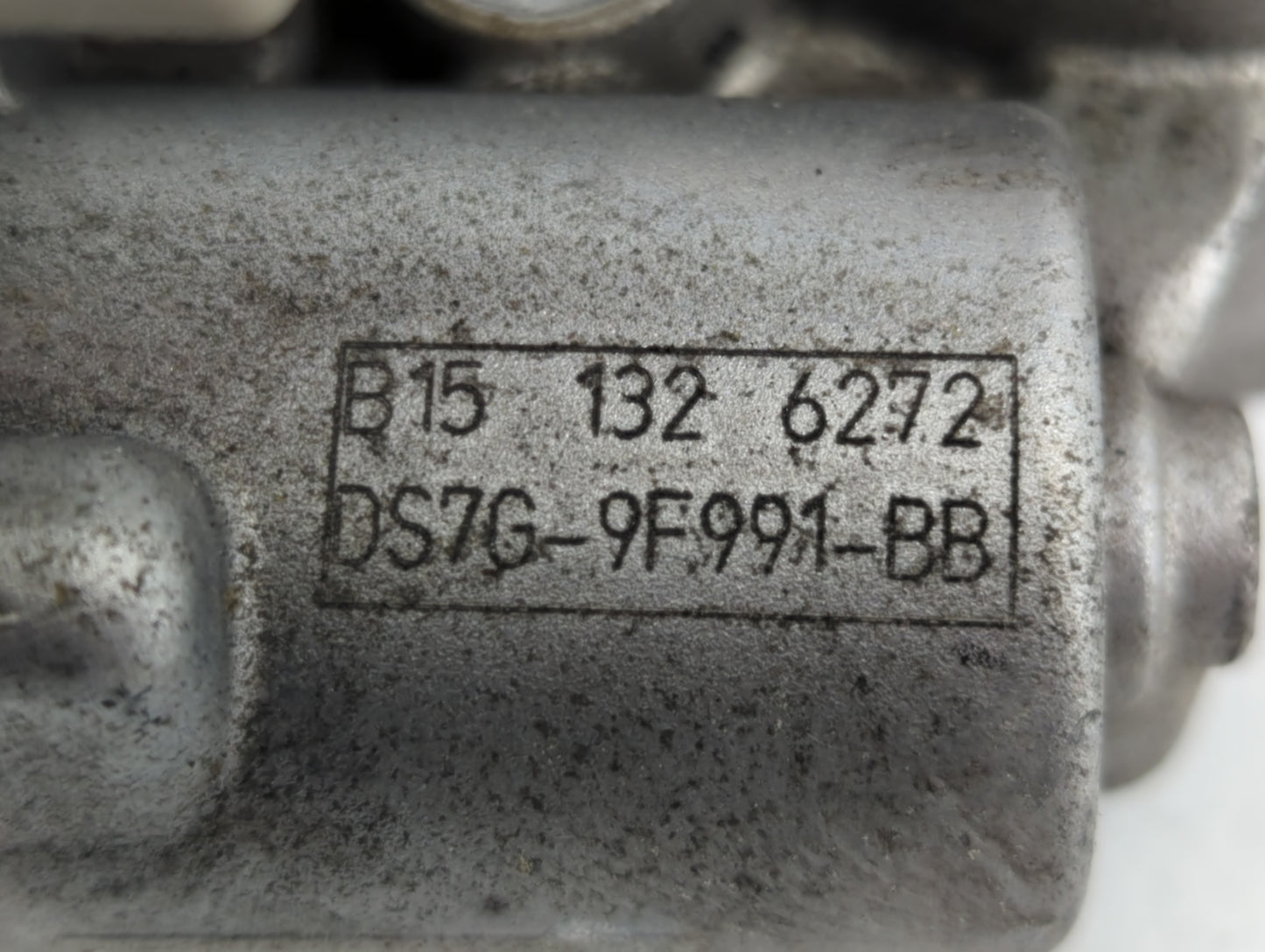 2014-2020 Ford Fusion Throttle Body P/N:B15 132 6272 DS7G-9F991-BB Fits Fits 2014 2015 2016 2017 2018 2019 2020 OEM Used Aut