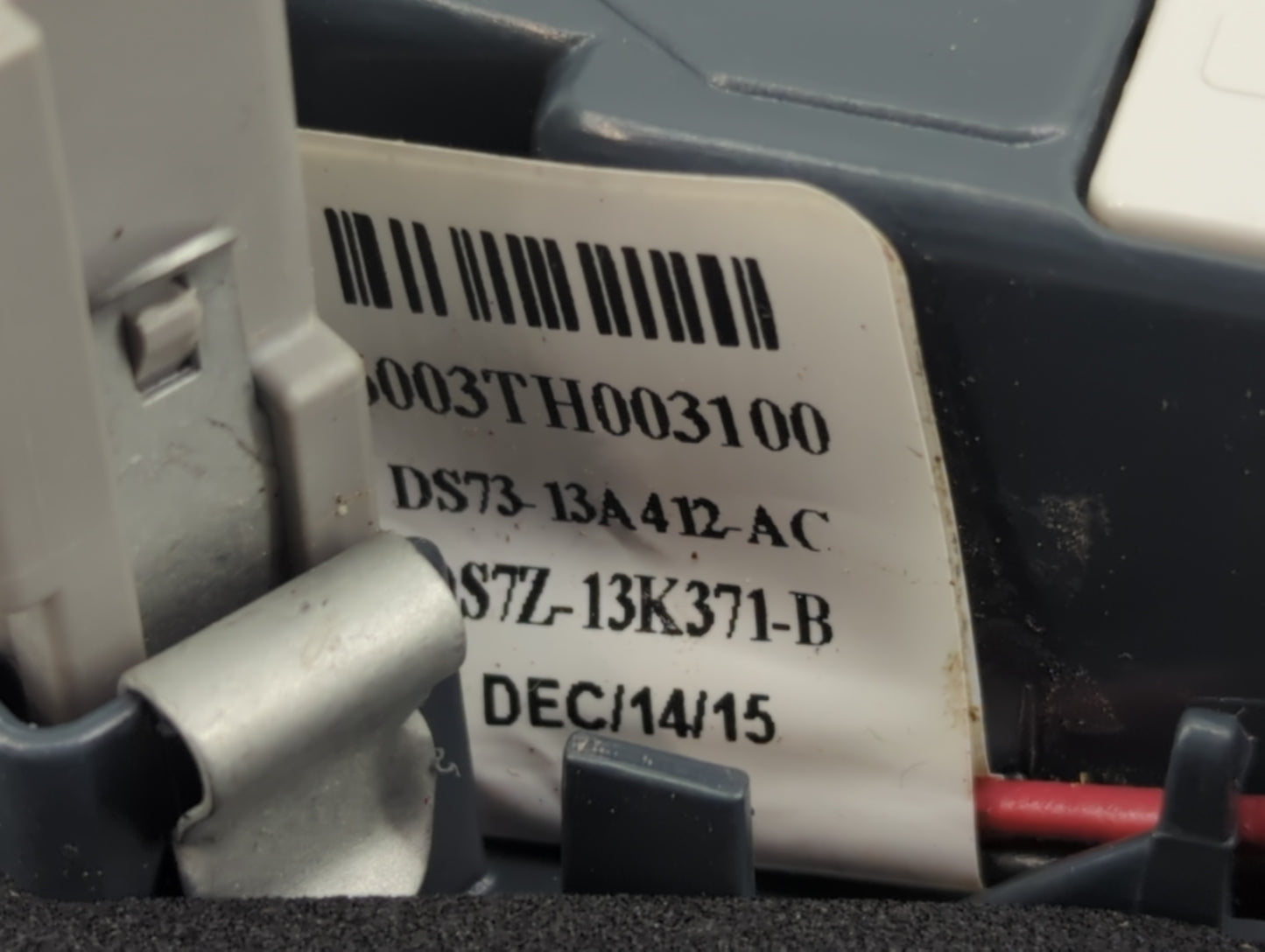 2013 Ford Fusion Driver Left Side Tail Light Taillight Deck Lid Mounted - Oemusedautoparts1.com