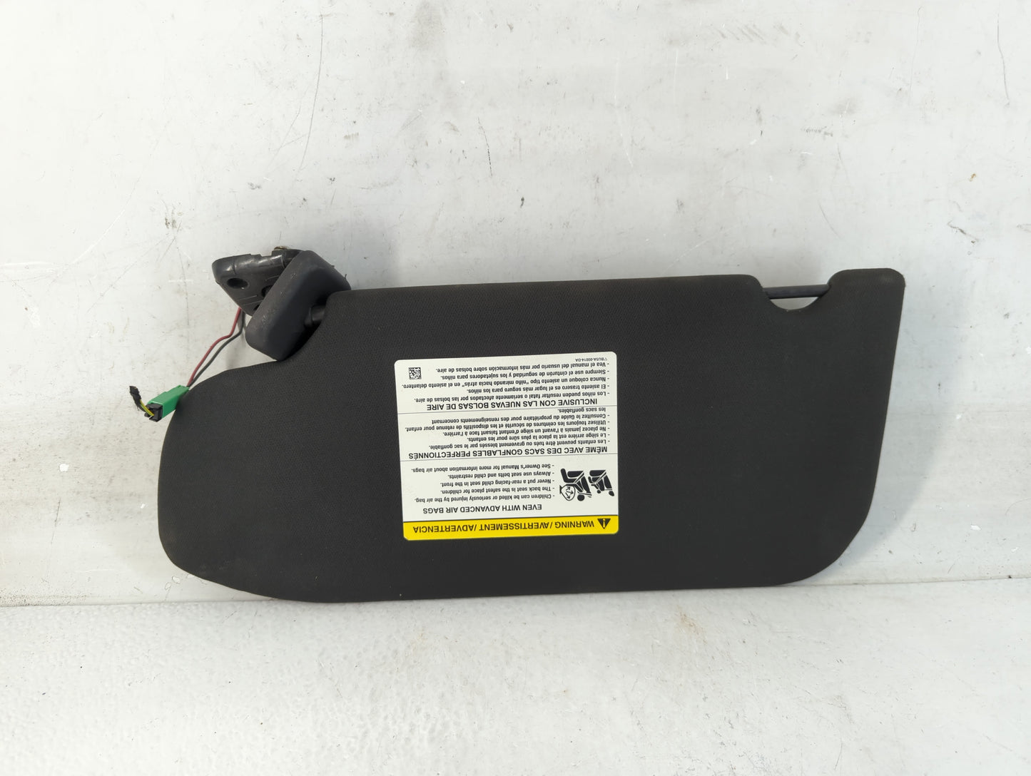 2013-2019 Ford Taurus Sun Visor Shade Replacement Passenger Right Mirror Fits OEM Used Auto Parts - Oemusedautoparts1.com