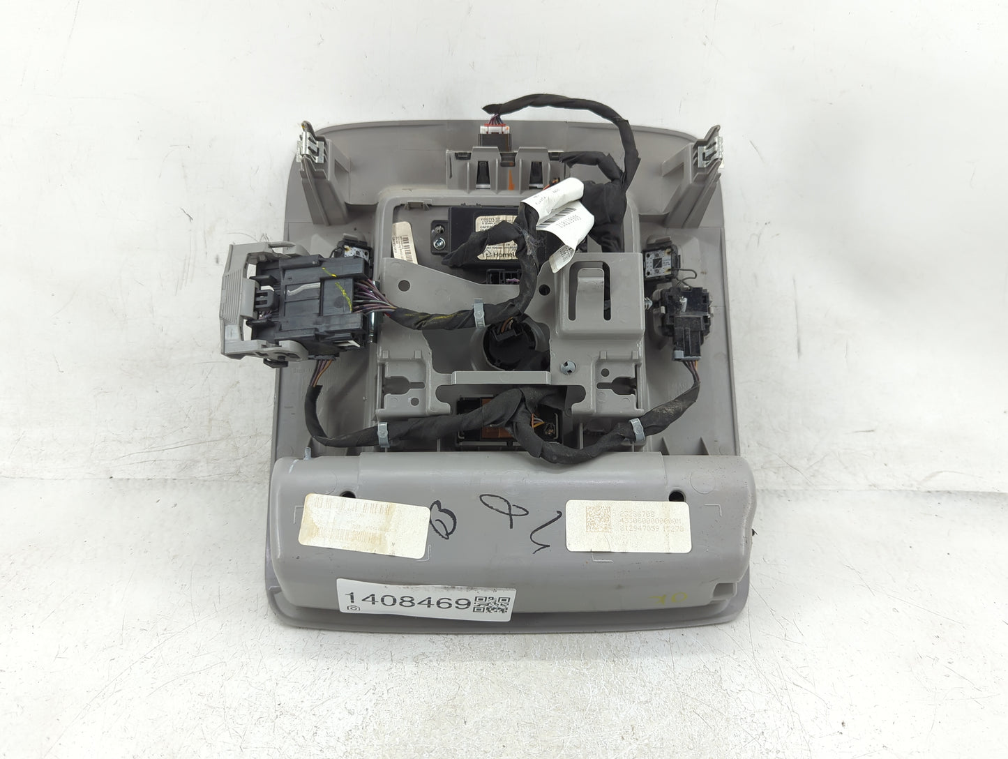 2016 Gmc Yukon Overhead Roof Console - Oemusedautoparts1.com