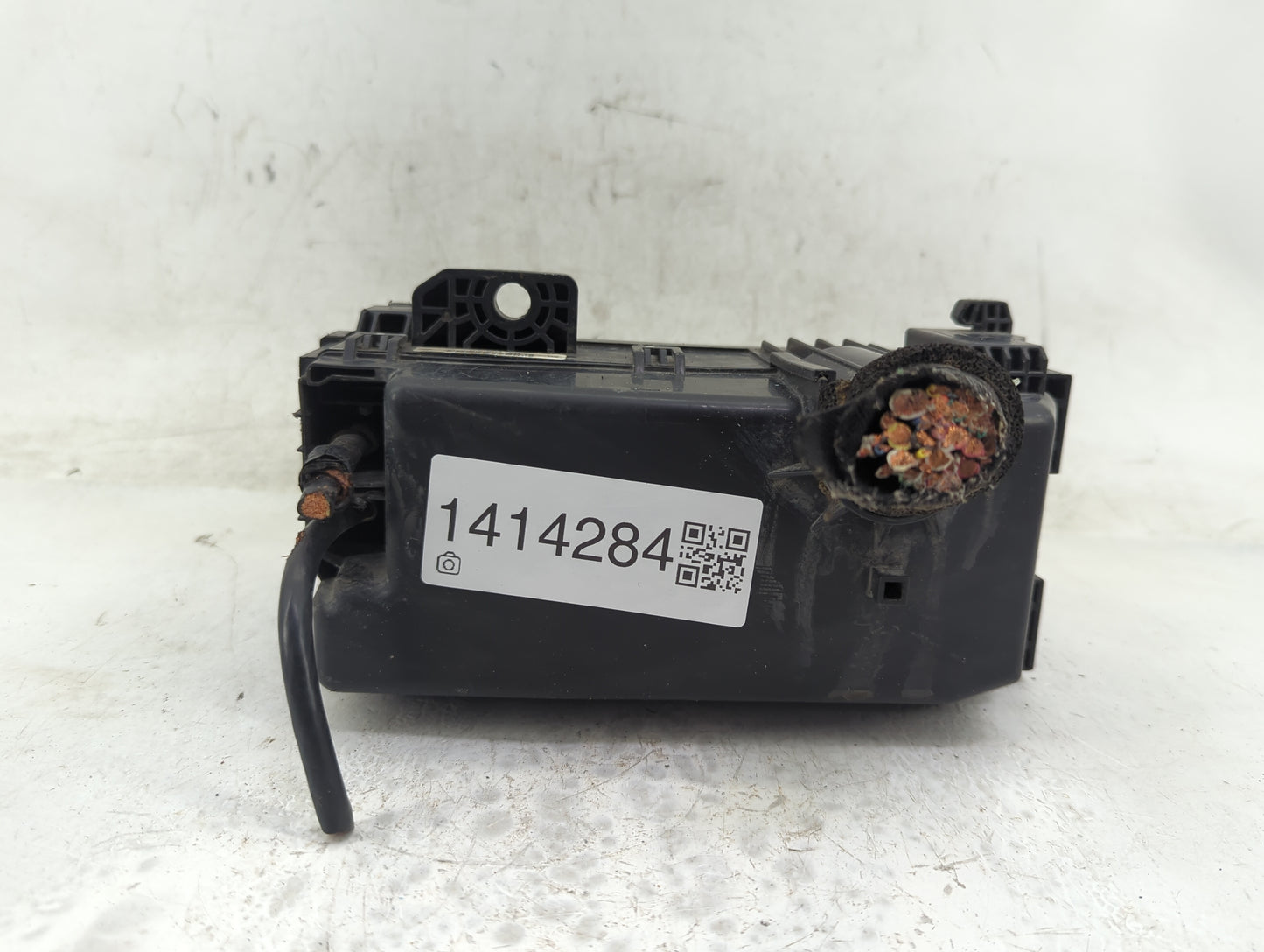 2013-2017 Honda Accord Fusebox Fuse Box Panel Relay Module Fits Fits 2013 2014 2015 2016 2017 OEM Used Auto Parts - Oemuseda