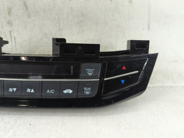 2016-2017 Honda Accord Climate Control Module Temperature AC/Heater Replacement P/N:79600 T2F A711 M1 Fits Fits 2016 2017 OEM Used Auto Parts