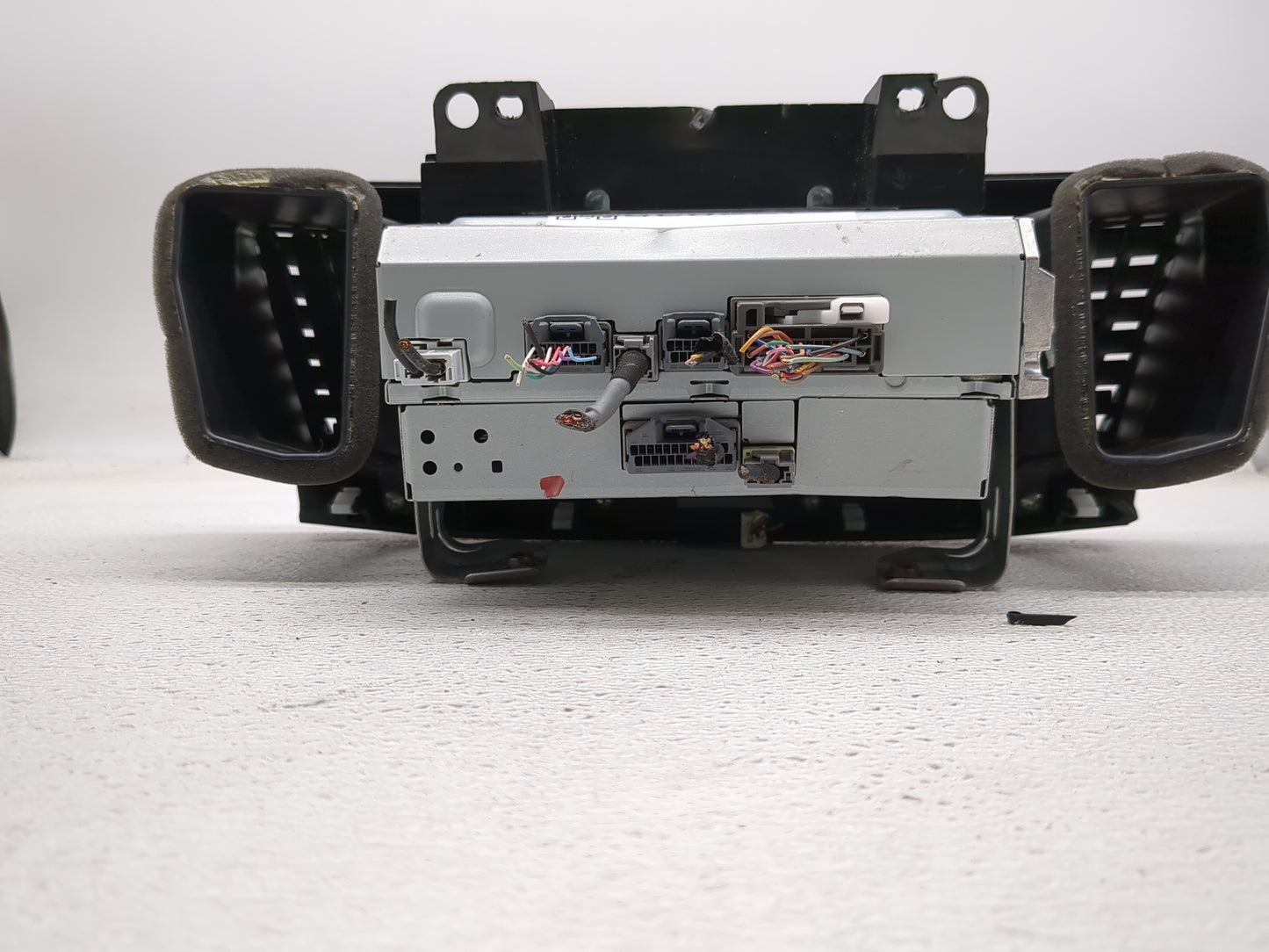 2016-2017 Honda Accord Radio AM FM Cd Player Receiver Replacement Fits Fits 2016 2017 OEM Used Auto Parts - Oemusedautoparts