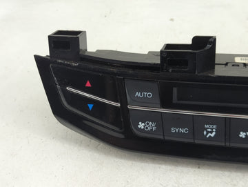 2016-2017 Honda Accord Climate Control Module Temperature AC/Heater Replacement P/N:79600T2FA710M1 Fits Fits 2016 2017 OEM Used Auto Parts