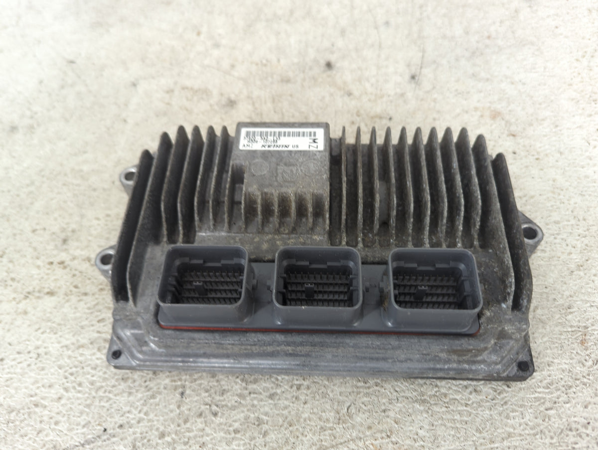 2016-2017 Honda Accord PCM Engine Control Computer ECU ECM PCU OEM P/N:37820-5A0-L33 Fits Fits 2016 2017 OEM Used Auto Parts