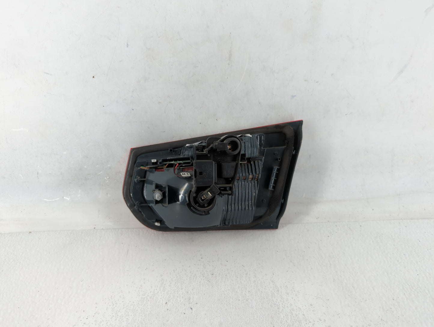 2016-2017 Honda Accord Tail Light Assembly Driver Left OEM P/N:6516 E9 6782 E9 6782 Fits Fits 2016 2017 OEM Used Auto Parts