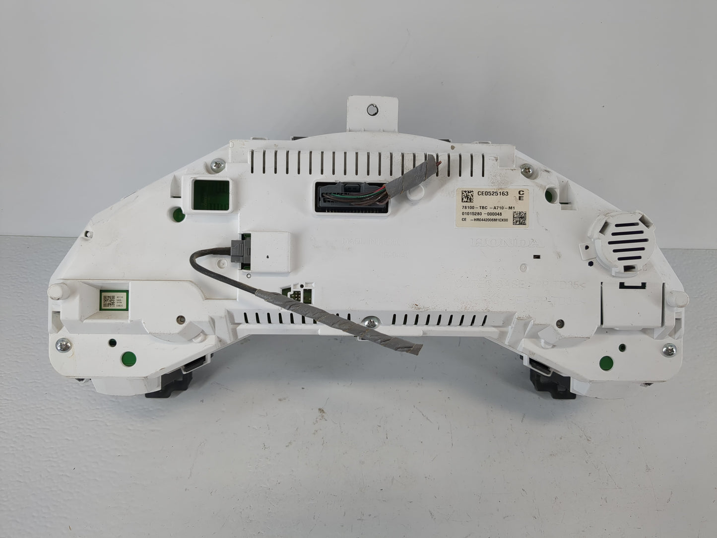 2016-2018 Honda Civic Instrument Cluster Speedometer Gauges P/N:78100-TBC-A710-M1 Fits Fits 2016 2017 2018 OEM Used Auto Par