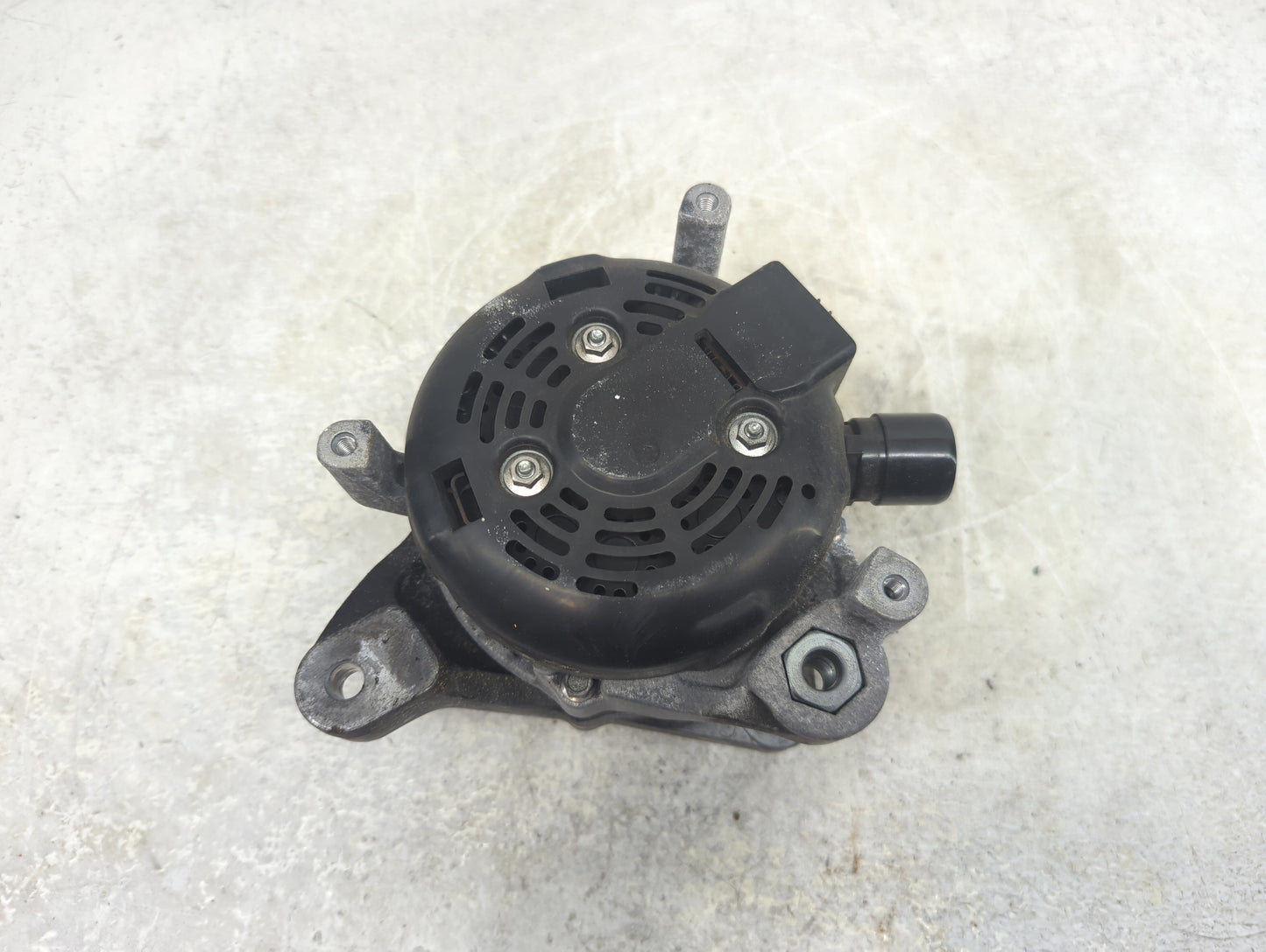2016-2022 Honda Civic Alternator Replacement Generator Charging Assembly Engine OEM P/N:104211-3910 104211-3916 Fits OEM Use