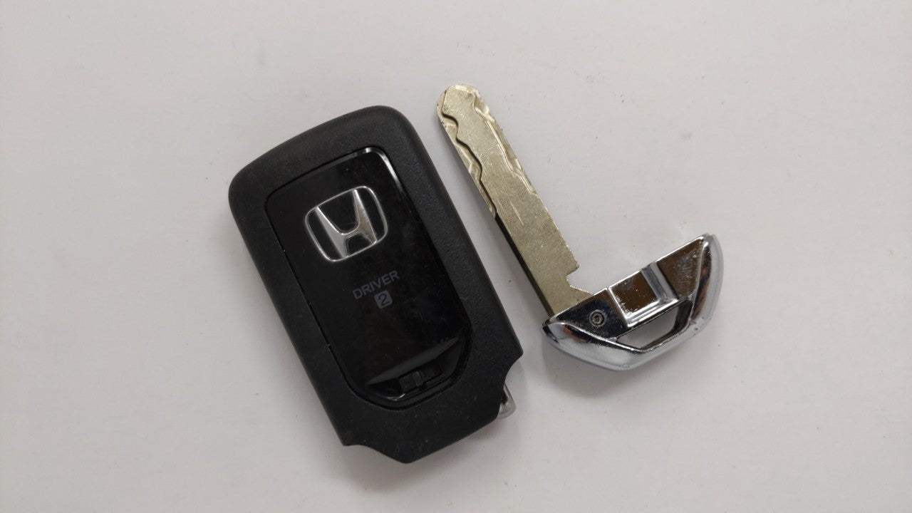 Honda Keyless Entry Remote Fob Acj932hk1210a Driver2 4 Buttons - Oemusedautoparts1.com