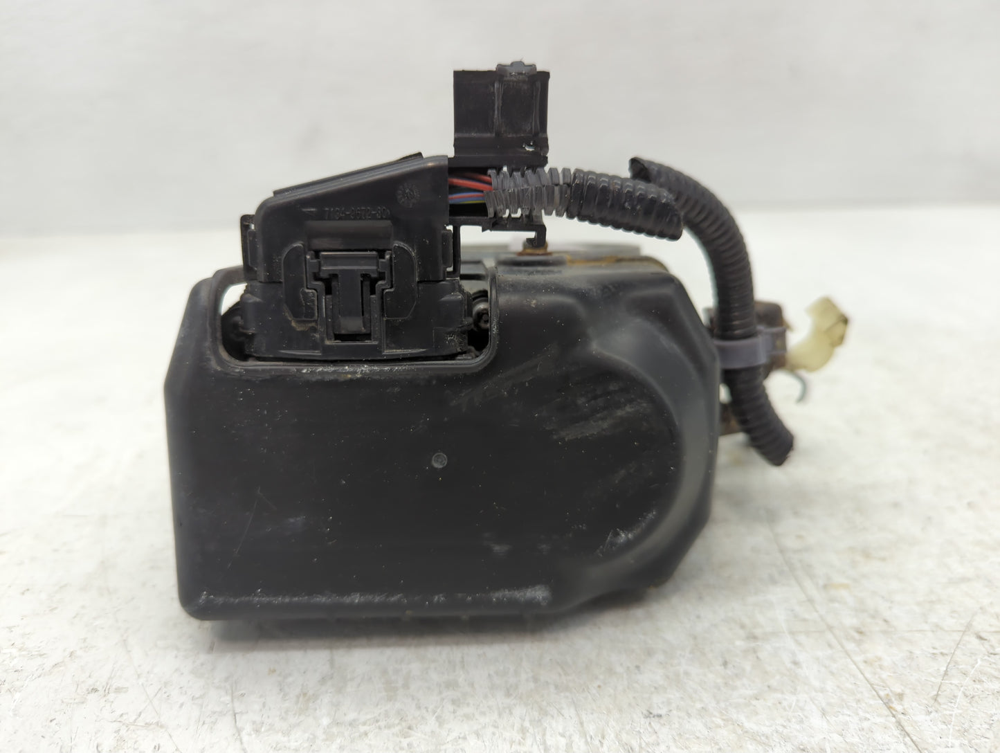 2015-2019 Honda Cr-V Throttle Body Fits Fits 2013 2014 2015 2016 2017 2018 2019 2020 2021 2022 OEM Used Auto Parts - Oemused
