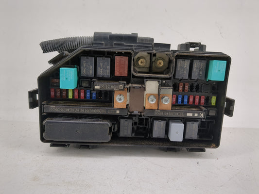 2015-2016 Honda Cr-V Fusebox Fuse Box Panel Relay Module Fits Fits 2015 2016 OEM Used Auto Parts