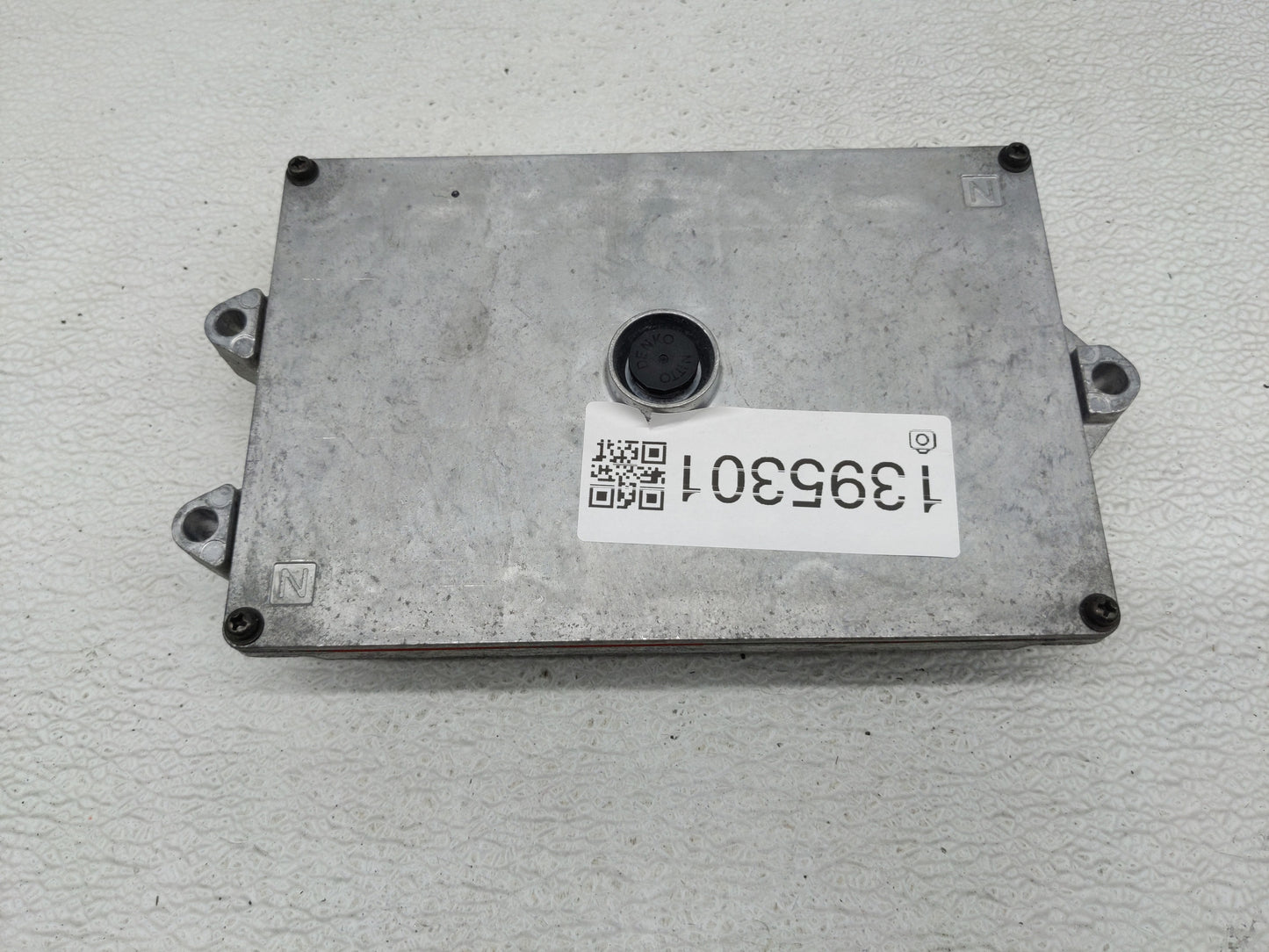 2016 Honda Cr-V PCM Engine Control Computer ECU ECM PCU OEM P/N:37820-5LA-B61 Fits OEM Used Auto Parts - Oemusedautoparts1.c