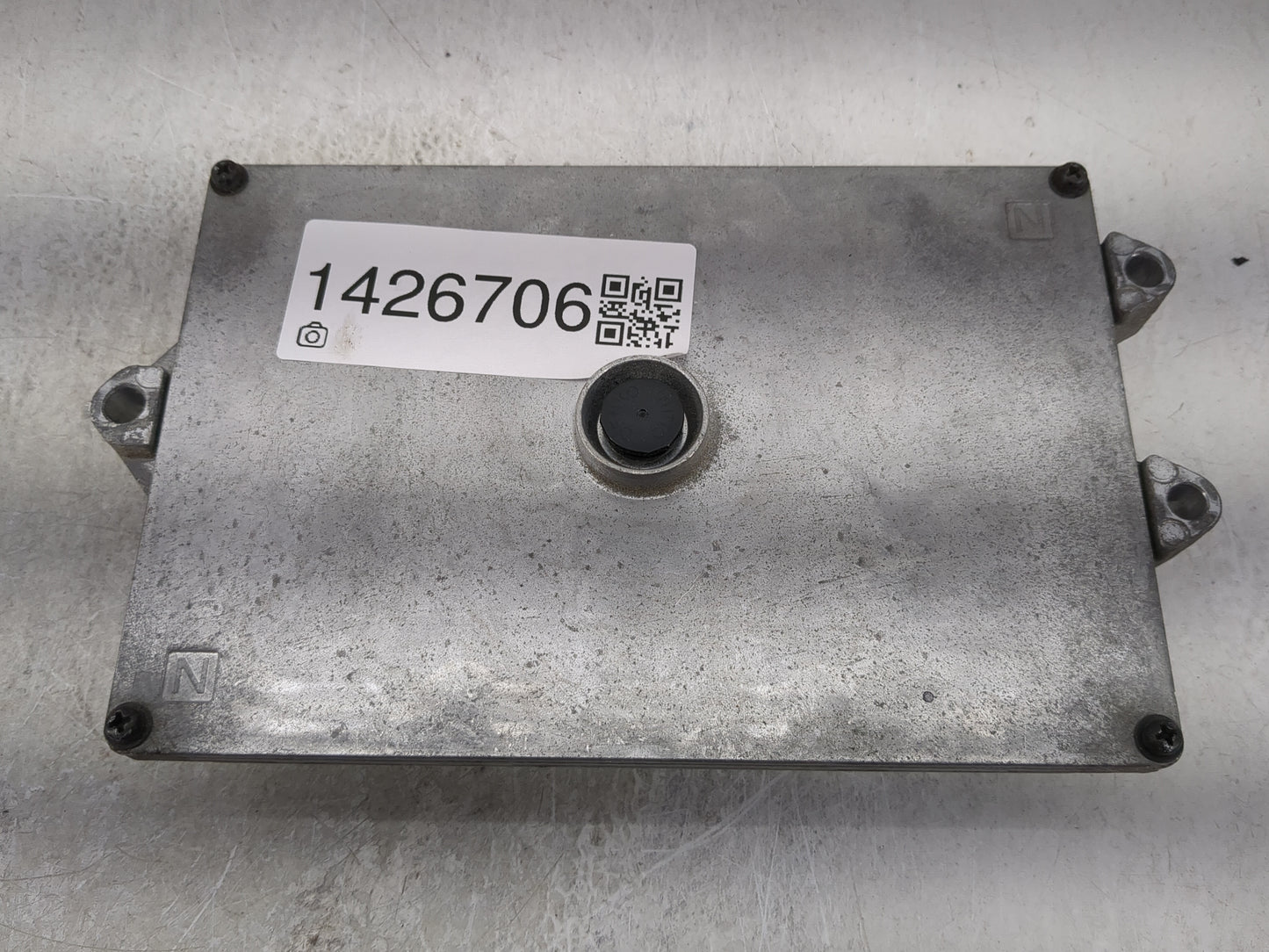 2016 Honda Cr-V PCM Engine Control Computer ECU ECM PCU OEM P/N:37820-5LA-B72 Fits OEM Used Auto Parts - Oemusedautoparts1.c