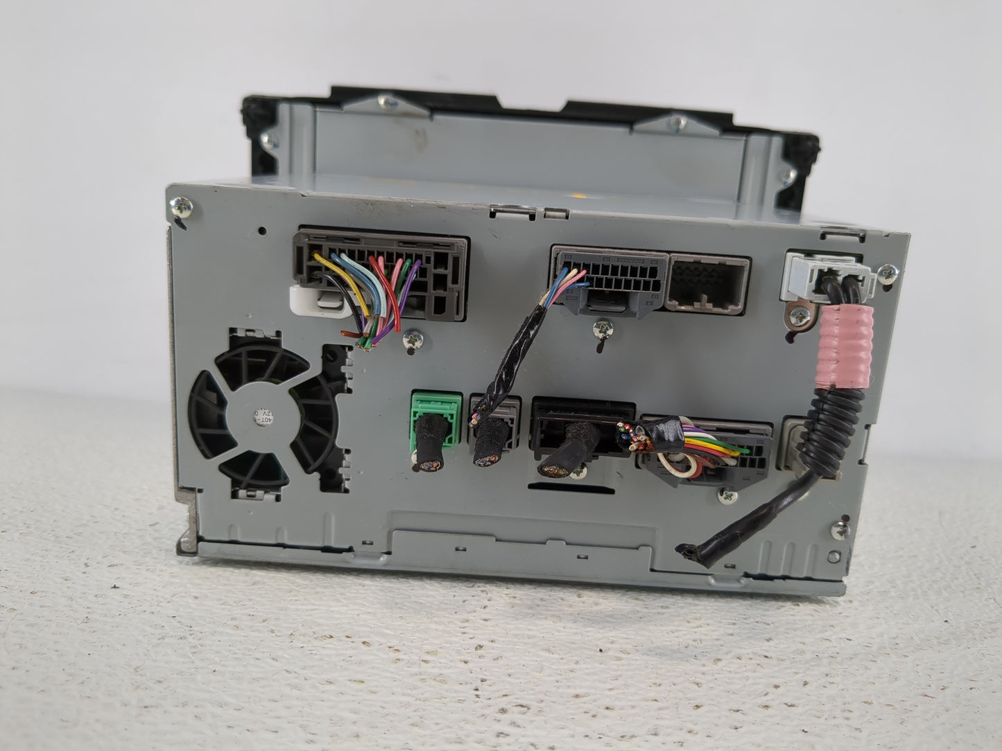 2016 Honda Hr-V Radio AM FM Cd Player Receiver Replacement P/N:39100-T7W-A014-M1 Fits OEM Used Auto Parts - Oemusedautoparts