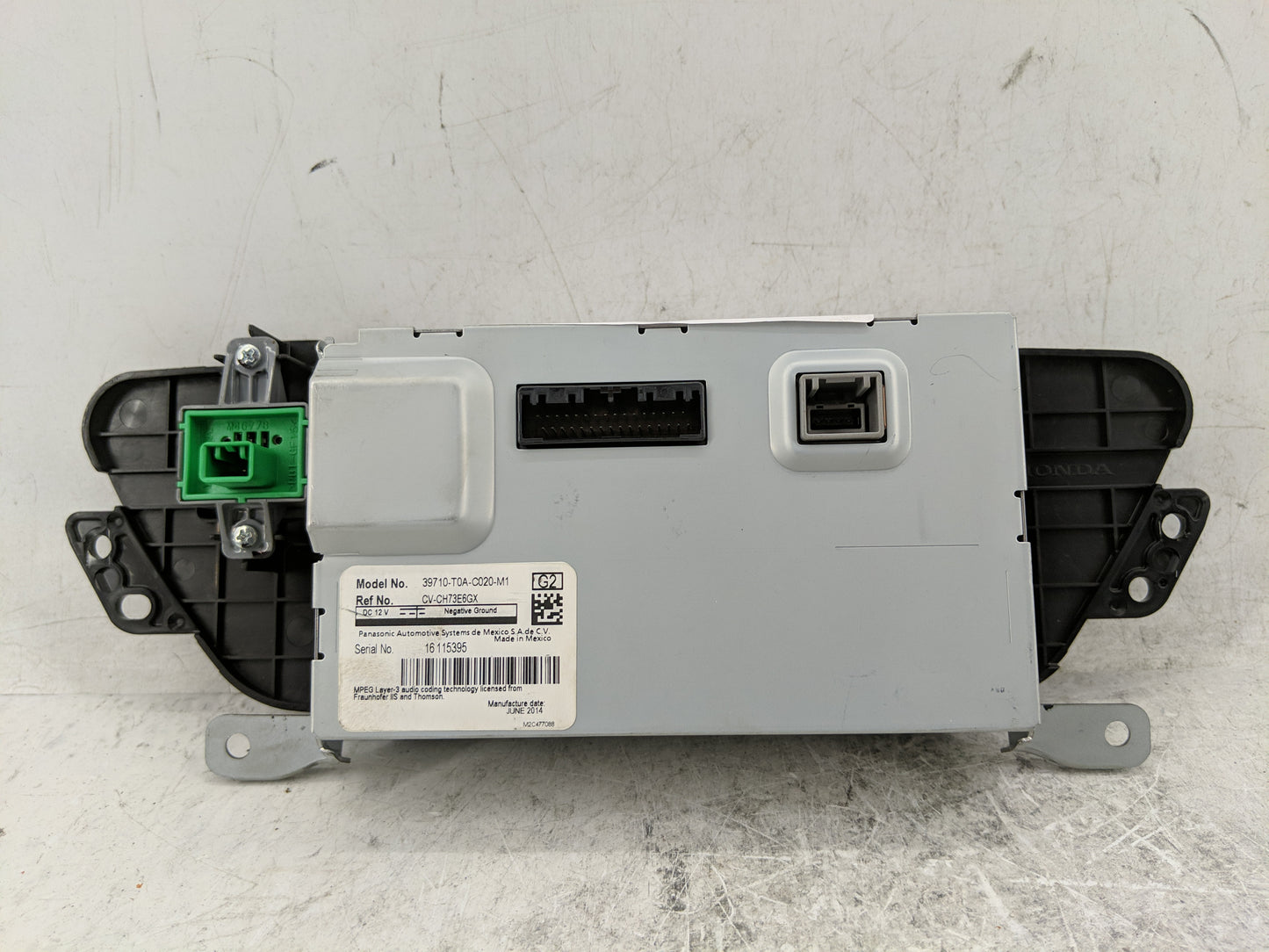 2016 Honda Hr-V Radio AM FM Cd Player Receiver Replacement Fits OEM Used Auto Parts - Oemusedautoparts1.com
