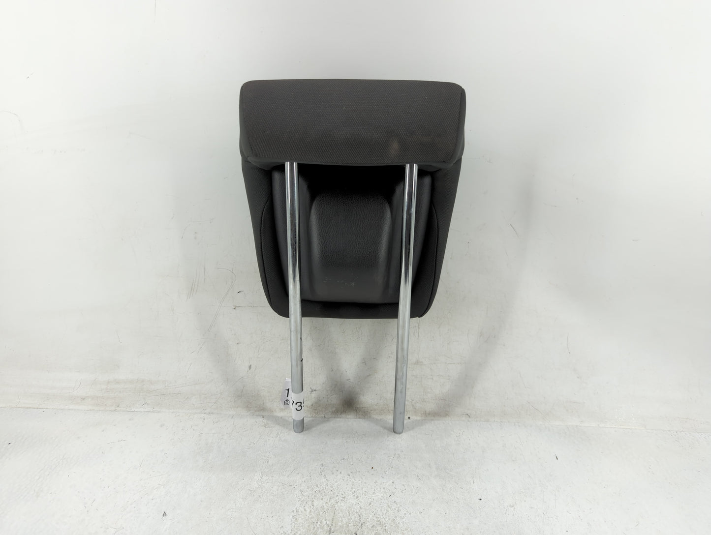 2016 Honda Hr-V Headrest Head Rest Front Driver Passenger Seat Fits OEM Used Auto Parts - Oemusedautoparts1.com