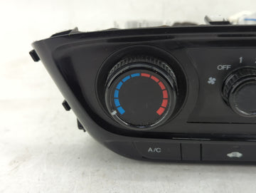 2016-2022 Honda Hr-V Climate Control Module Temperature AC/Heater Replacement P/N:L5609-40-01 Fits OEM Used Auto Parts