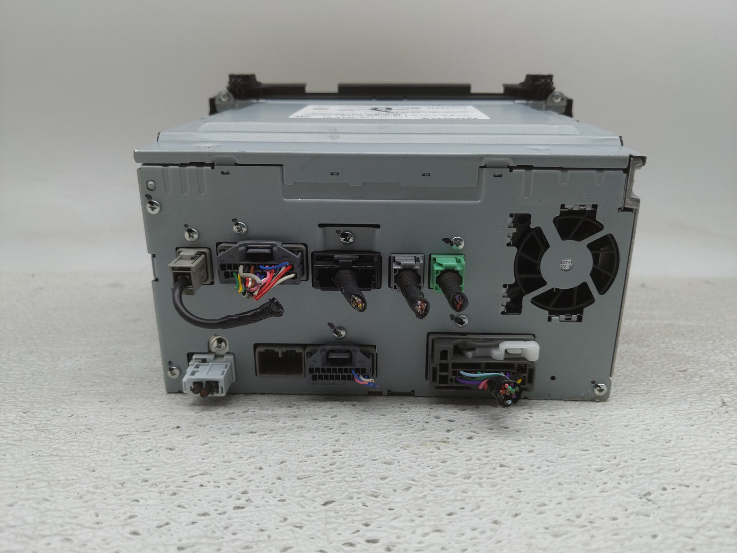 2016 Honda Hr-V Radio AM FM Cd Player Receiver Replacement P/N:39100-T7W-A013-M1 Fits OEM Used Auto Parts - Oemusedautoparts